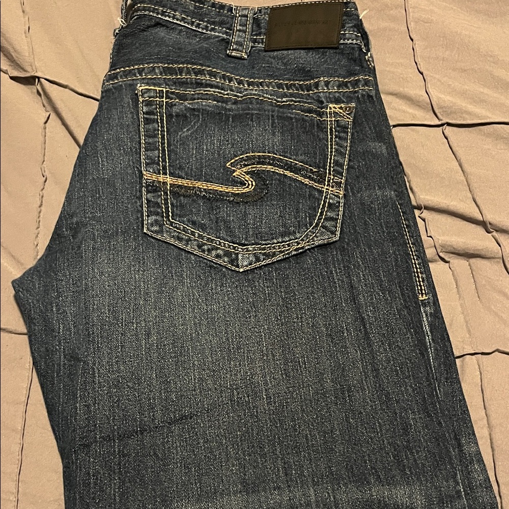 Men’s Silver “Gordie” jeans dark wash 36 waist 34 length
Good condition